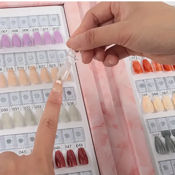 Χρωματολόγιο Μαγνητικό  Με 120 Tips Νυχιών
